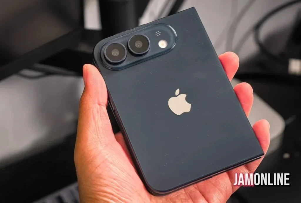 the-future-unfolds-apples-anticipated-iphone-ultra-set-to-redefine-the-foldable-market