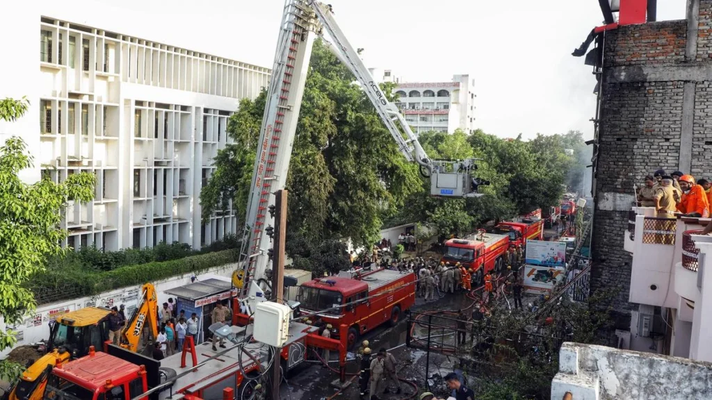 tragedy-in-lucknow-15-dead-as-fire-rips-through-aliganj-coaching-centre