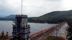 drought-clouds-over-mullaperiyar-water-crisis-threatens-agriculture-and-tourism-across-kerala-tamil-nadu-border