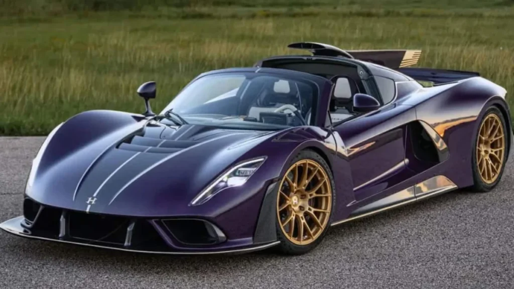 the-manual-revolution-hennessey-unveils-the-venom-f5-m-roadster-at-goodwood