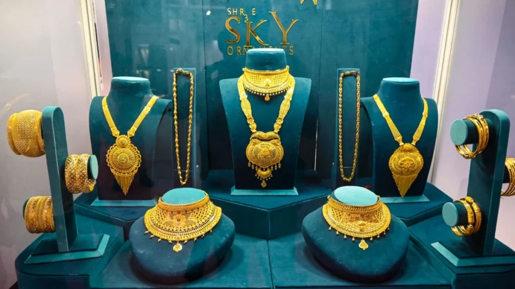 gold-market-analysis-balancing-act-between-hawkish-monetary-policy-and-energy-volatility