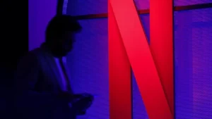 netflix-announces-massive-restructuring-streaming-giant-to-cut-1000-jobs-amid-intensifying-industry-competition