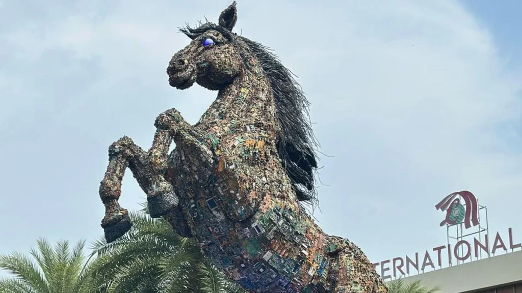 the-digital-trojan-how-a-25-foot-scrap-metal-horse-is-redefining-cyber-awareness-in-kochi